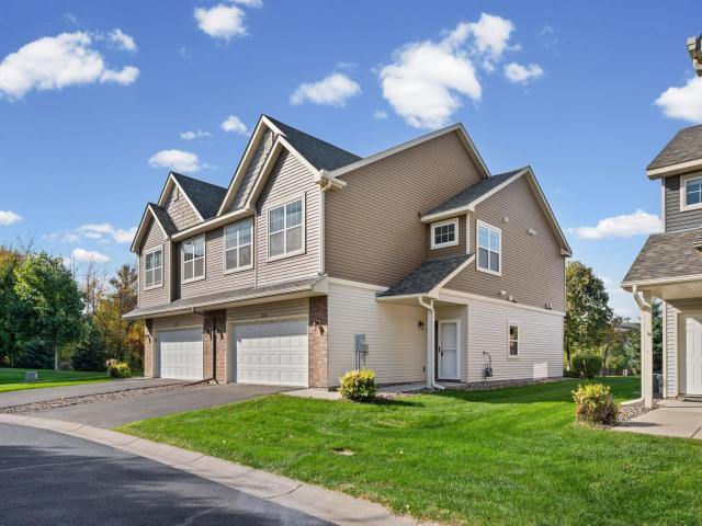 12214 River Valley Drive Burnsville MN 55337 - MLS# 7155764