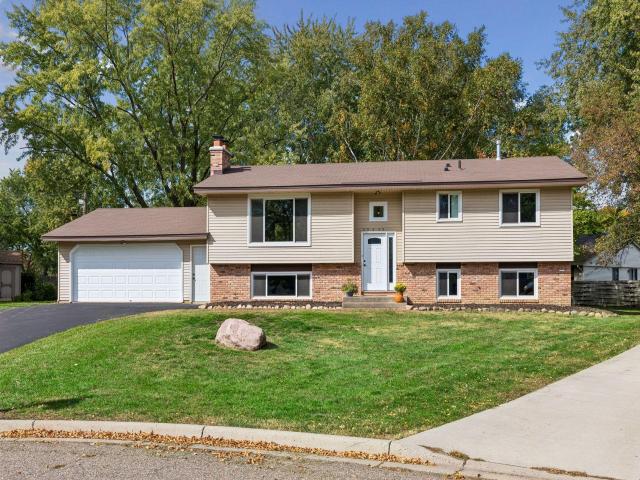 20375 Hughes Avenue W Lakeville MN 55044 - MLS# 7155899
