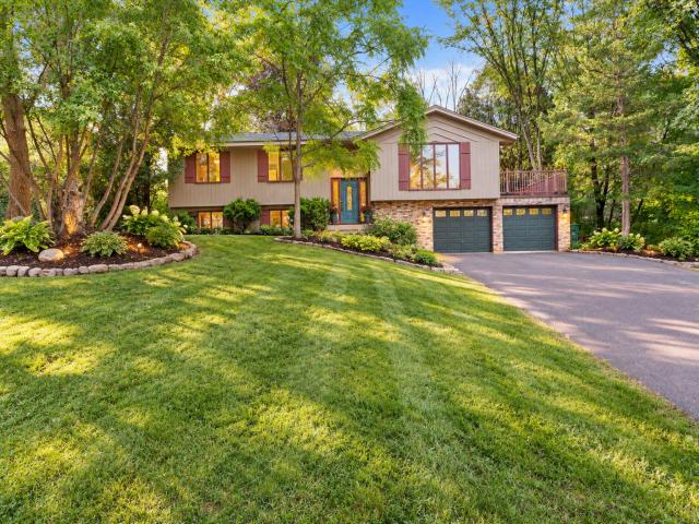 5905 Country Club Road Excelsior MN 55331 - MLS# 7155943