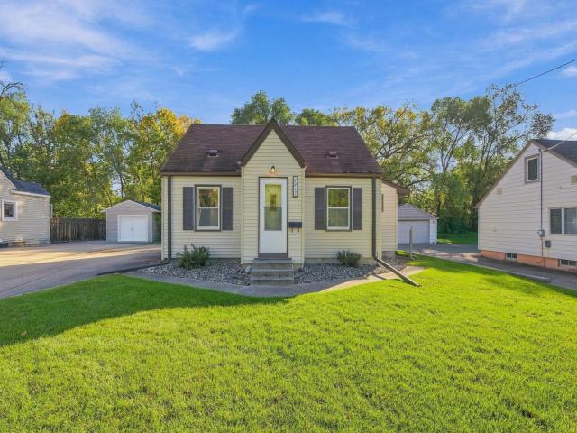 9917 Pleasant Avenue S Bloomington MN 55420 - MLS# 7155973