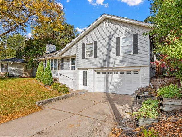 5024 W 70th Street Edina MN 55439 - MLS# 7156387