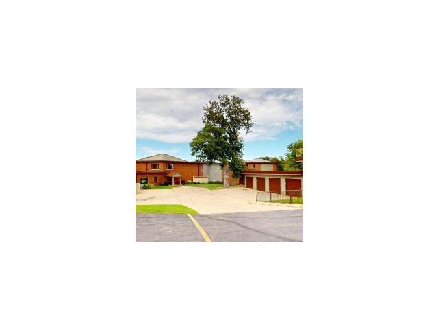 808 Lake Chapeau Drive Unit 201 Albert Lea MN 56007 - MLS# 7156458