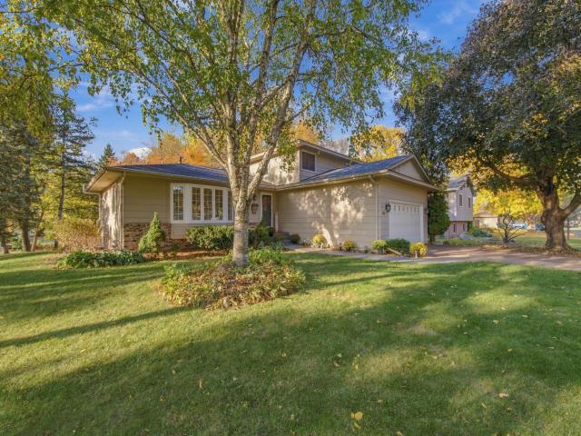 11115 Lanewood Circle Eden Prairie MN 55344 - MLS# 7156930