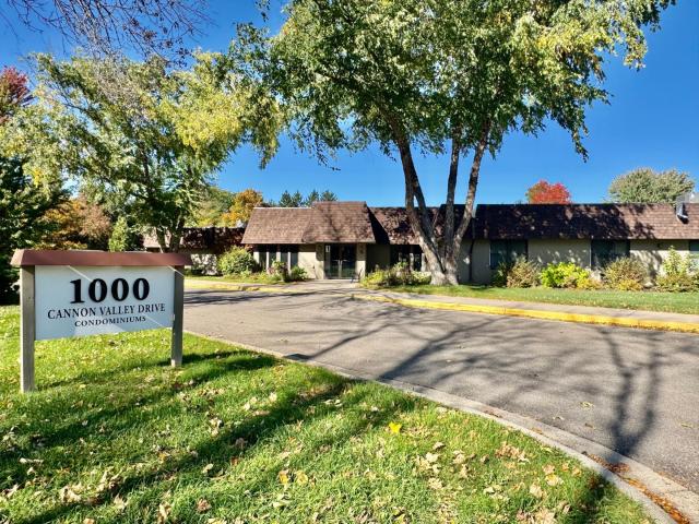 1000 Cannon Valley Drive E Unit 123 Northfield MN 55057 - MLS# 7156960
