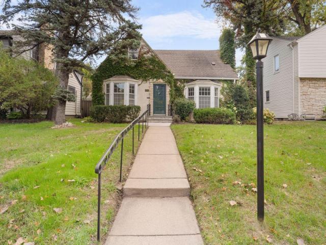 2717 France Avenue S Minneapolis MN 55416 - MLS# 7157103