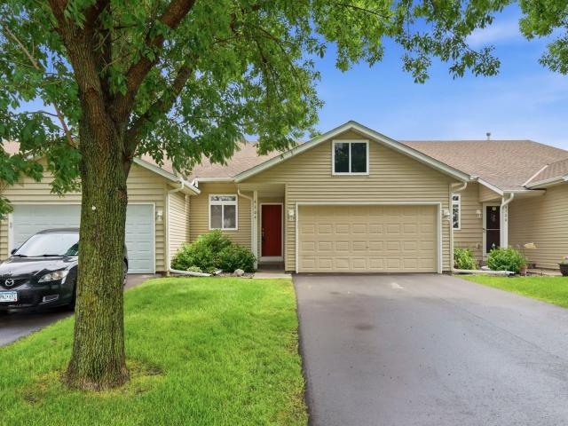 4104 Jarmann Lane Shakopee MN 55379 - MLS# 7157138