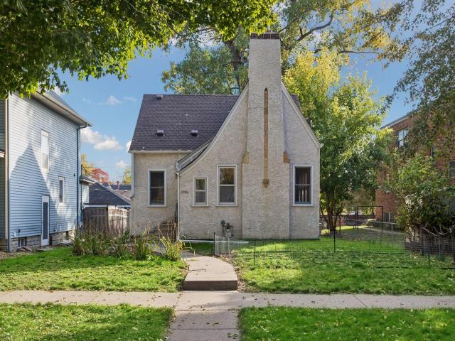 2036 Iglehart Avenue Saint Paul MN 55104 - MLS# 7157160