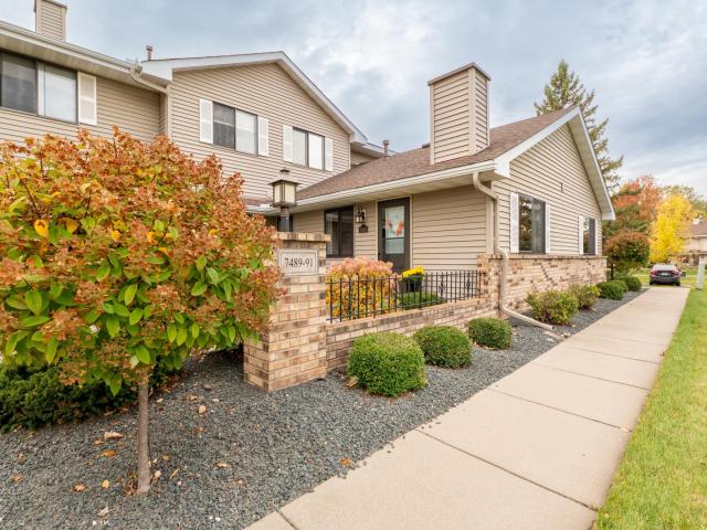 7489 Vinewood Lane N Maple Grove MN 55311 - MLS# 7157297