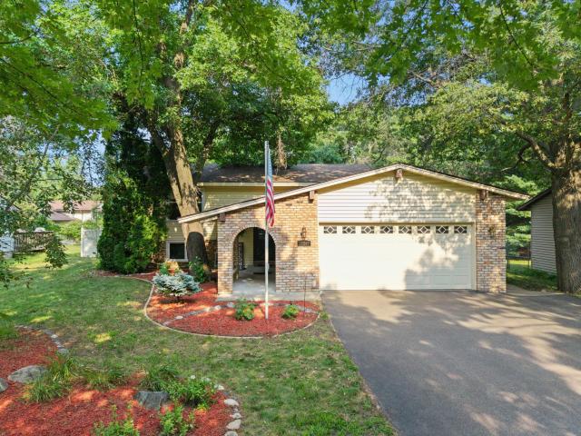 11547 Flintwood Street NW Coon Rapids MN 55448 - MLS# 7157647