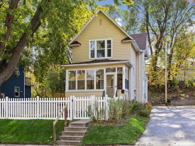 220 Winifred Street W Saint Paul MN 55107 - MLS# 7157666
