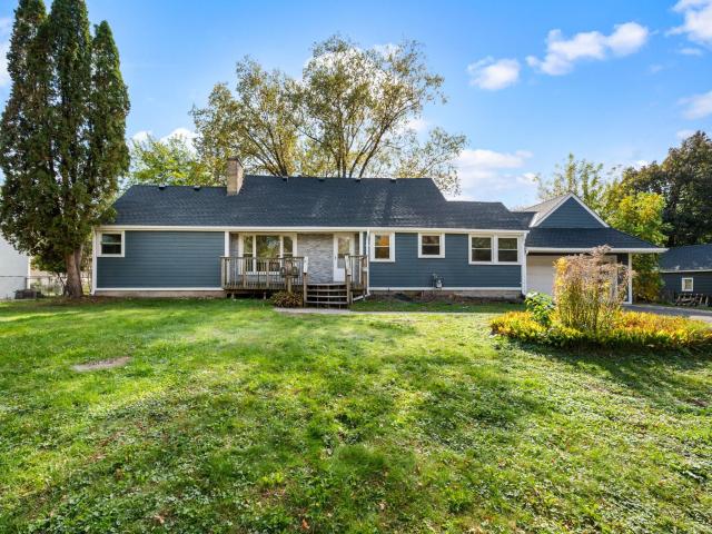2338 15th Avenue E North Saint Paul MN 55109 - MLS# 7157689