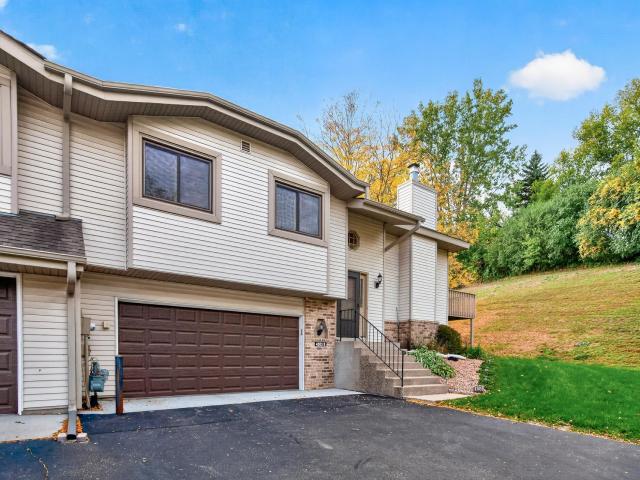 4303 Clemson Circle Unit B Eagan MN 55122 - MLS# 7158079
