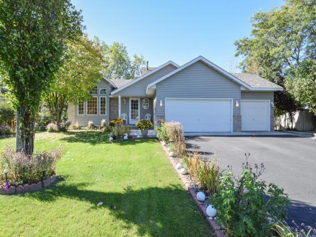 8743 Queens Gardens N Brooklyn Park MN 55443 - MLS# 7158108