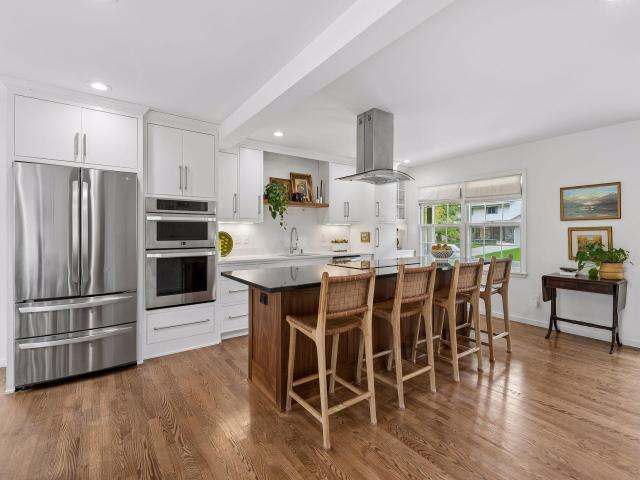 2060 Kelly Drive Golden Valley MN 55427 - MLS# 7158165