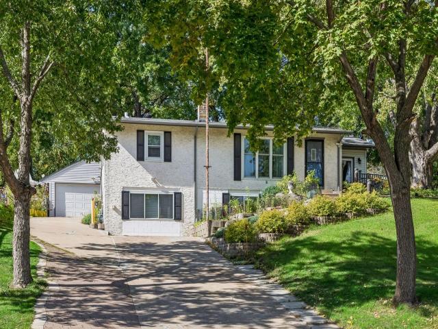 3209 Random Road Eagan MN 55121 - MLS# 7158348