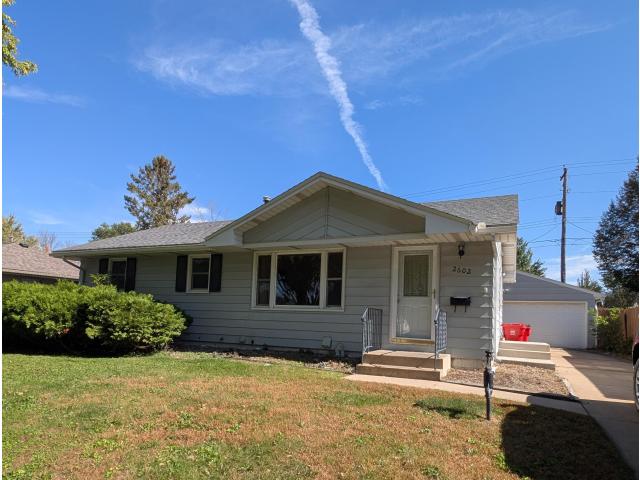 2602 11th Avenue NW Rochester MN 55901 - MLS# 7158604