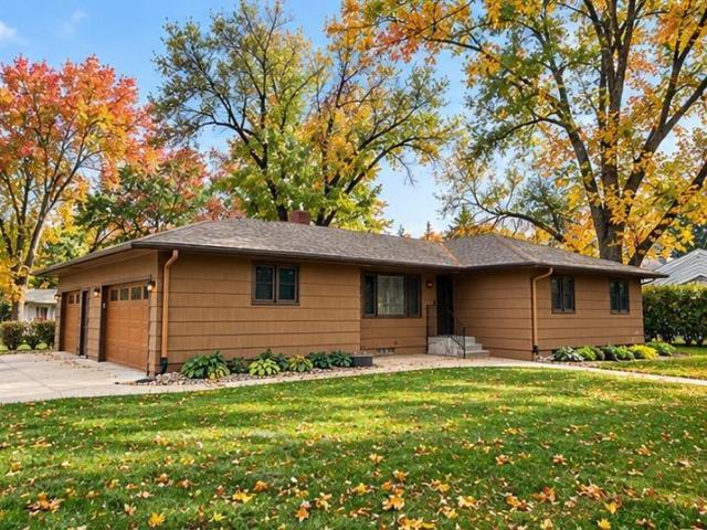 251 Arthur Avenue E Winsted MN 55395 - MLS# 7158605