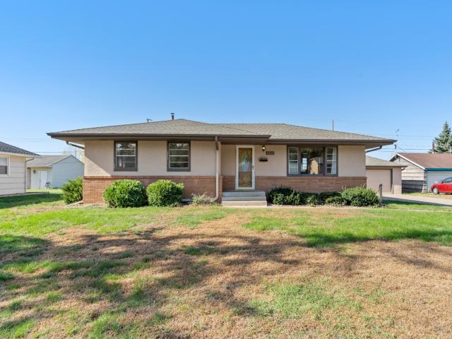 5641 Regent Avenue N Crystal MN 55429 - MLS# 7158609