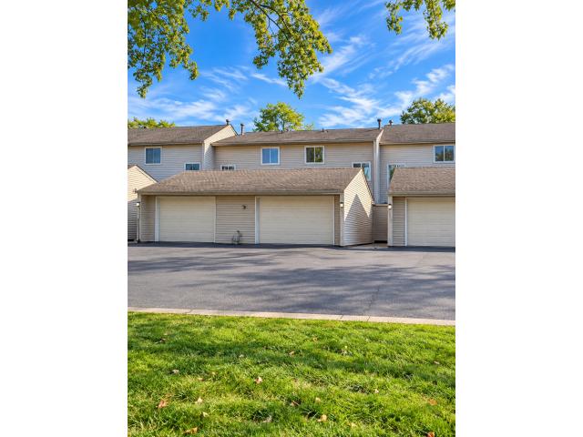 12217 Drake Street NW Coon Rapids MN 55448 - MLS# 7158678