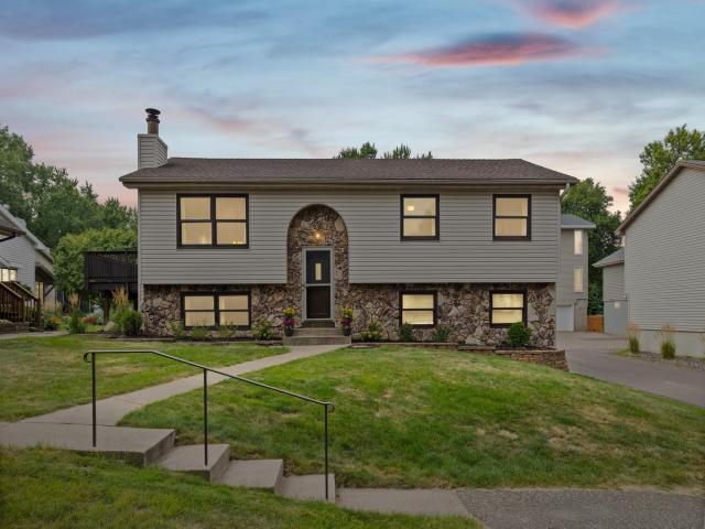 3531 Pilgrim Lane N Plymouth MN 55441 - MLS# 7159190