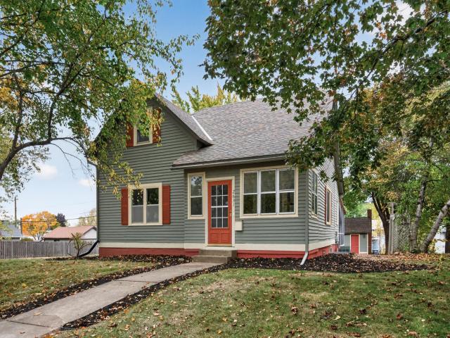 2631 5th Avenue E North Saint Paul MN 55109 - MLS# 7159616