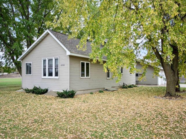 1101 E Wabasha Street Winona MN 55987 - MLS# 7160119