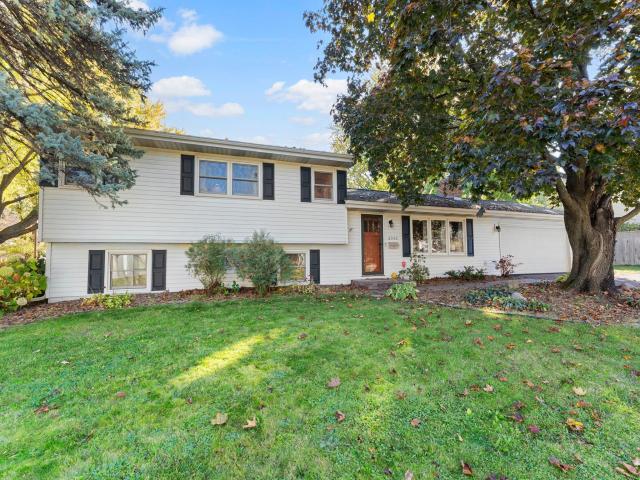 2360 Decatur Avenue N Golden Valley MN 55427 - MLS# 7160151