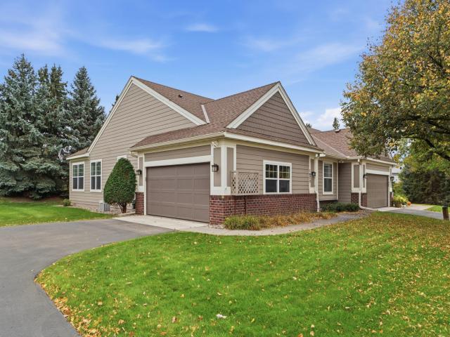 1075 Victoria Greens Boulevard Victoria MN 55386 - MLS# 7160200