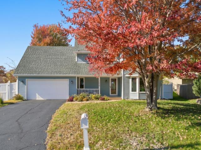 10626 Daisy Circle Bloomington MN 55438 - MLS# 7160202