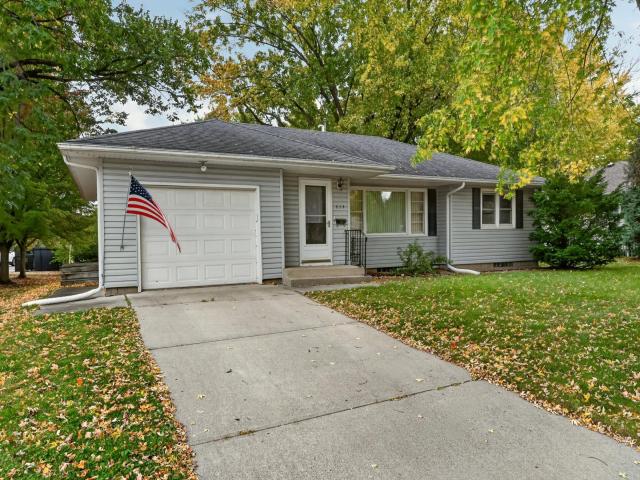 615 Hillcrest Avenue Owatonna MN 55060 - MLS# 7160332