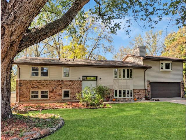 2725 Scott Avenue N Golden Valley MN 55422 - MLS# 7160464