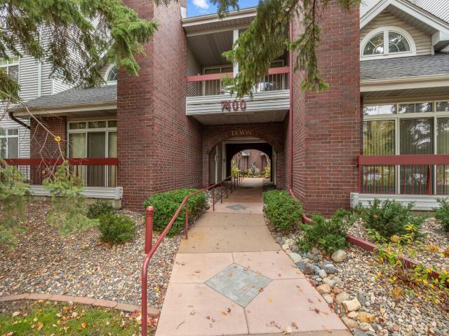 7400 Edinborough Way Unit 5205 Edina MN 55435 - MLS# 7160605