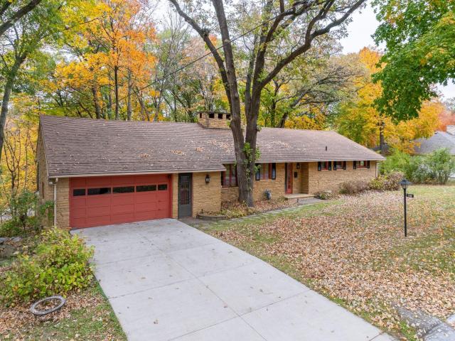 112 W Glencrest Drive Mankato MN 56001 - MLS# 7160765