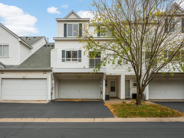 3802 Abercrombie Lane Stillwater MN 55082 - MLS# 7160835