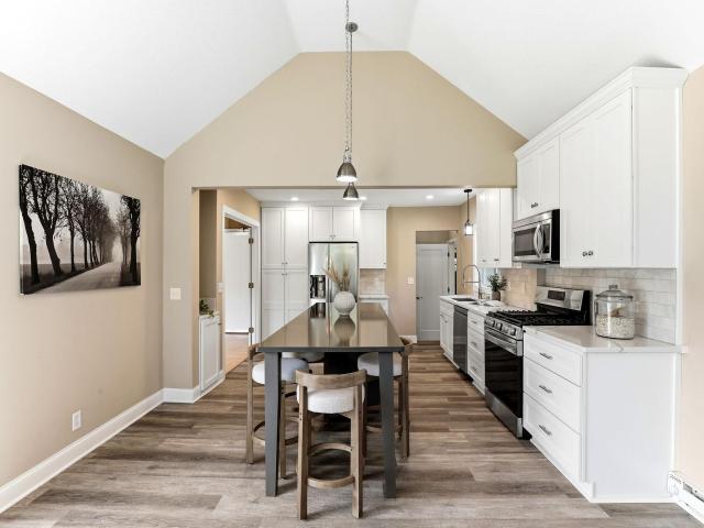 1922 Oakland Road Minnetonka MN 55305 - MLS# 7160874