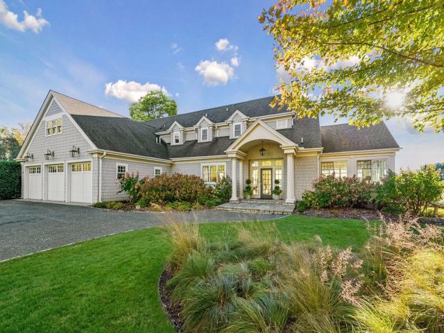 1105 Ferndale Road W Wayzata MN 55391 - MLS# 7161010