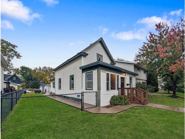 1532 Monroe Street NE Minneapolis MN 55413 - MLS# 7161074