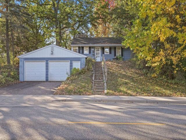 8015 Plymouth Avenue N Golden Valley MN 55427 - MLS# 7161139