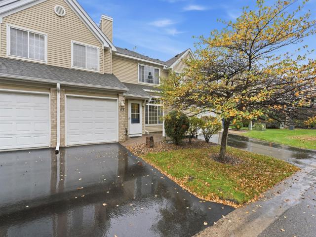 2255 Ranchview Lane N Unit 23 Plymouth MN 55447 - MLS# 7161216