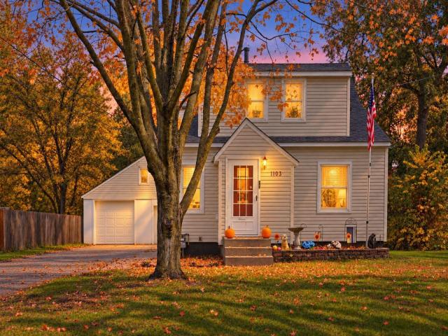 1103 6th Street NW Faribault MN 55021 - MLS# 7161370