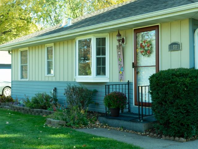11881 Kumquat Street NW Coon Rapids MN 55448 - MLS# 7161657