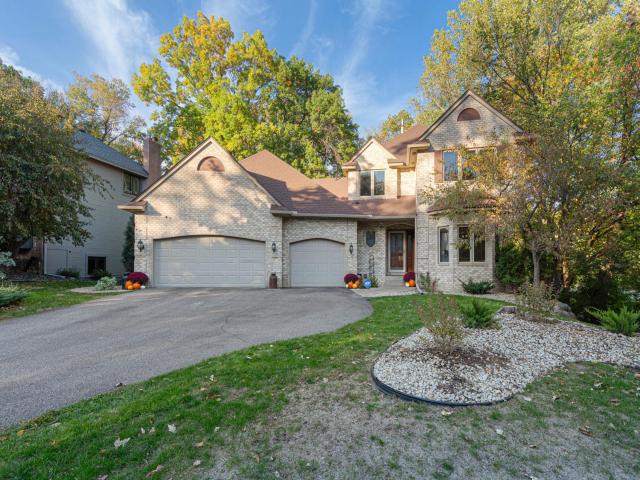 13101 Heritage Way Apple Valley MN 55124 - MLS# 7161831