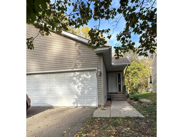 3684 Robin Lane Eagan MN 55122 - MLS# 7162072