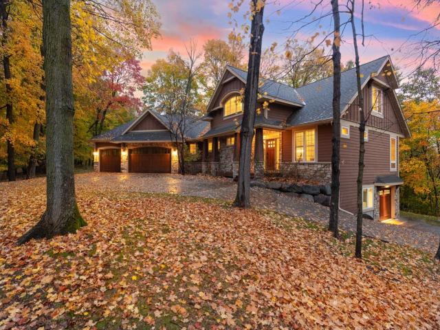 18600 Ridgewood Road Minnetonka MN 55391 - MLS# 7162095