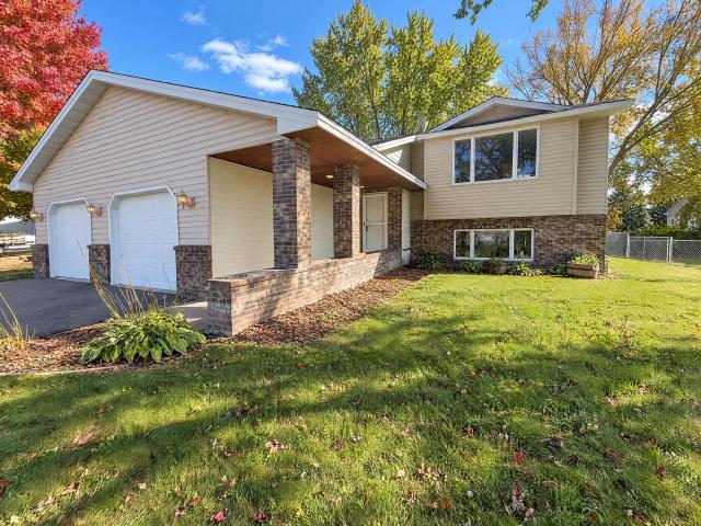 1122 Prairie Court S Shakopee MN 55379 - MLS# 7162279