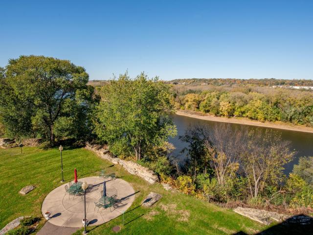 1021 Sibley Memorial Highway Unit 204 Mendota Heights MN 55118 - MLS# 7162321