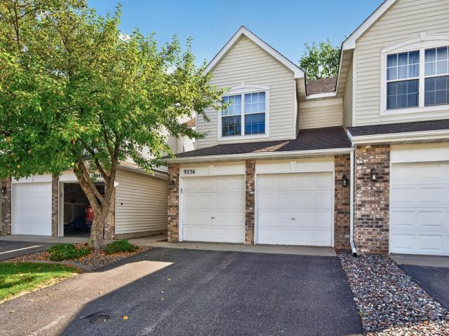 9236 Merrimac Lane N Maple Grove MN 55311 - MLS# 7162405