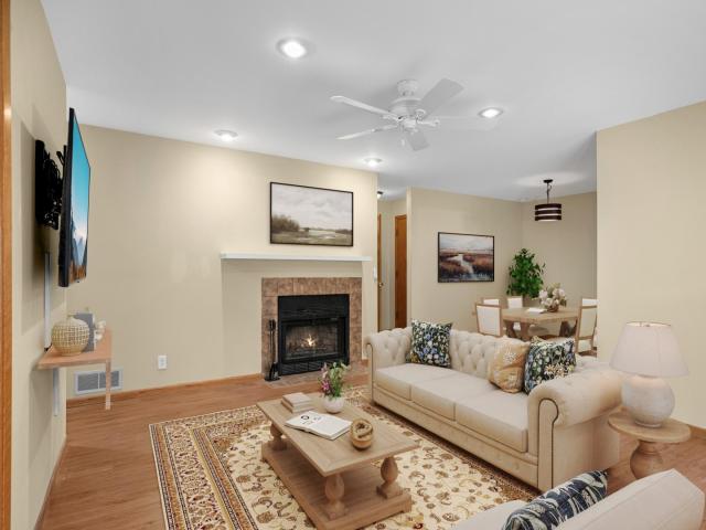 4361 Buckingham Court Unit 1207 Vadnais Heights MN 55127 - MLS# 7162508