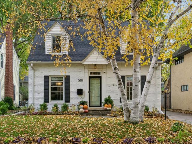588 Montrose Lane Saint Paul MN 55116 - MLS# 7162566