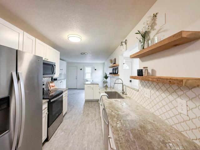 913 1st Street NW Rochester MN 55901 - MLS# 7163644